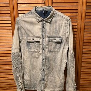 MEN’S H&M DIVIDED DENIM SHIRT